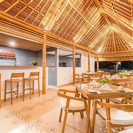 Kubu Gwk Resort Jimbaran  Luaran gambar