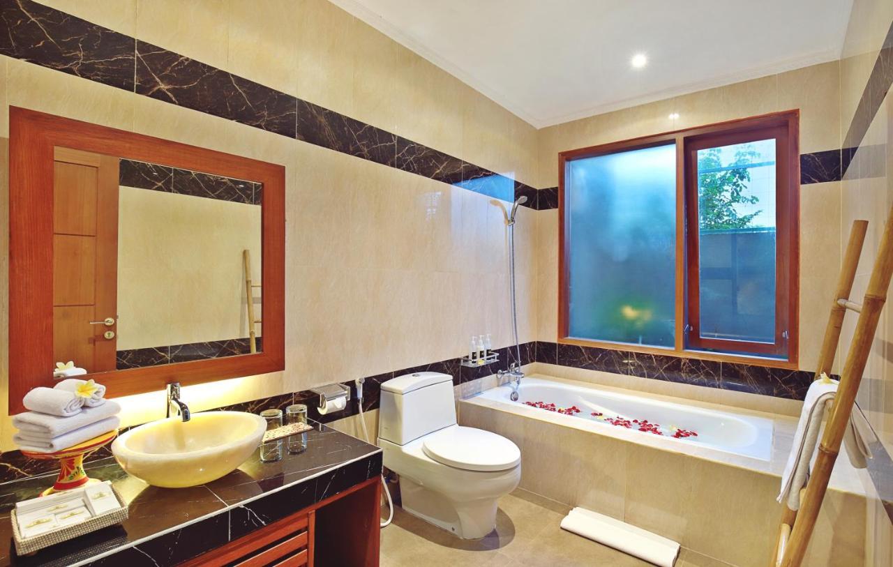 Kubu Gwk Resort Jimbaran  Luaran gambar